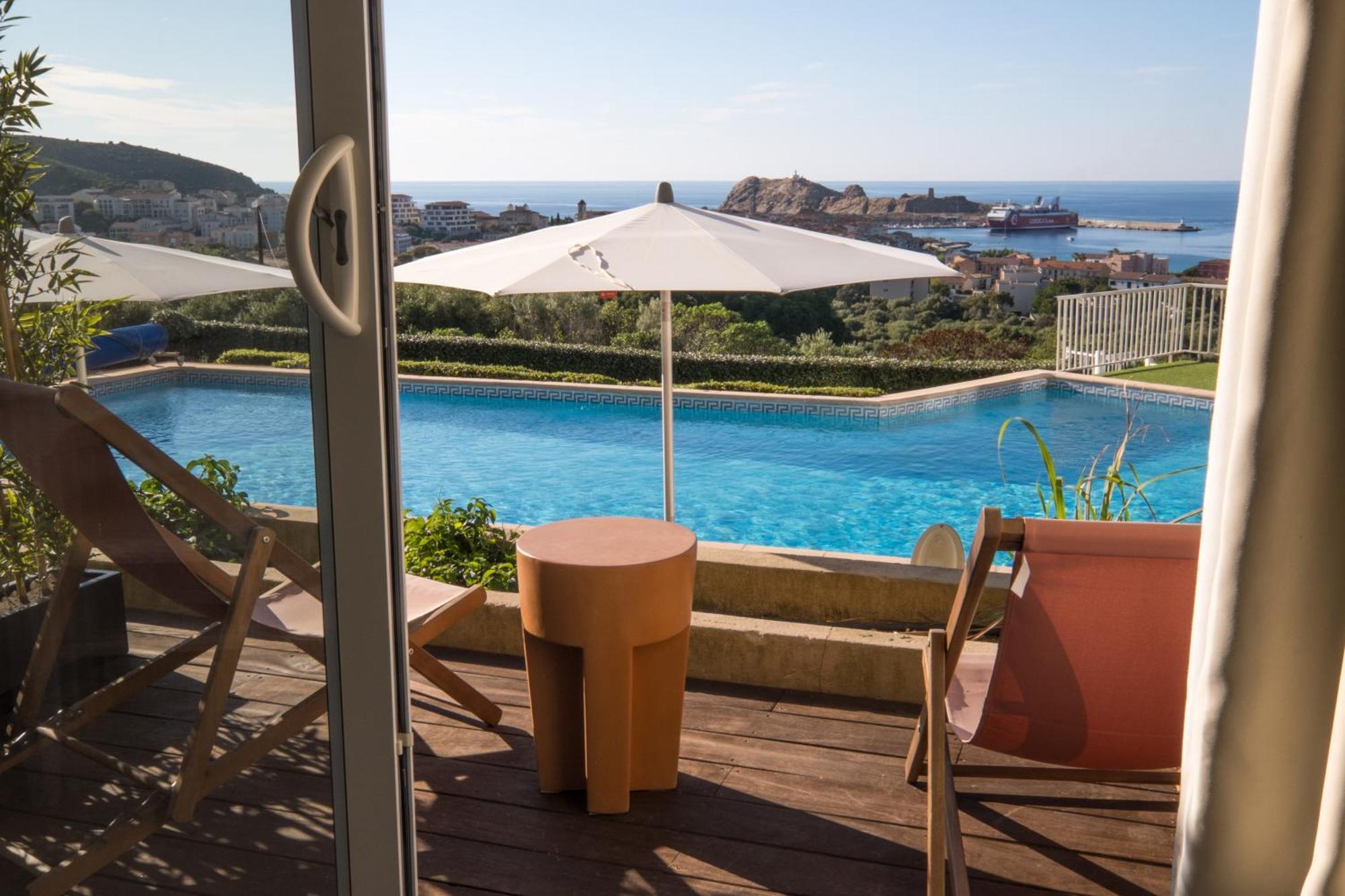 Hotel Funtana Marina LʼÎle-Rousse Exteriör bild
