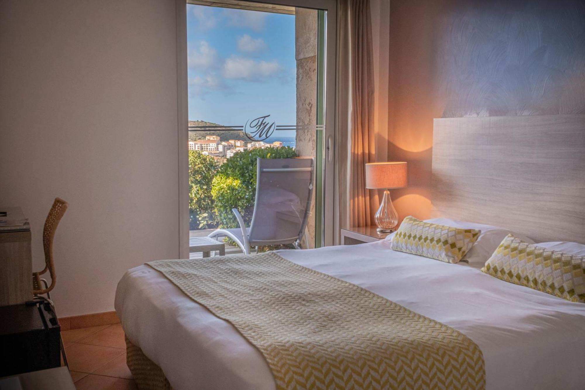Hotel Funtana Marina LʼÎle-Rousse Exteriör bild